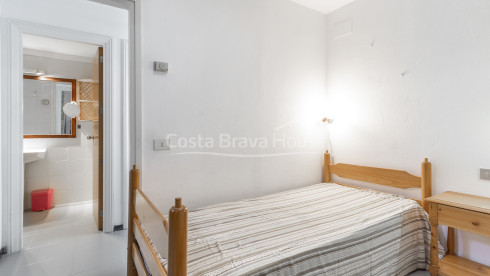 Apartamento frente al puerto en L’Estartit, con terraza y garaje