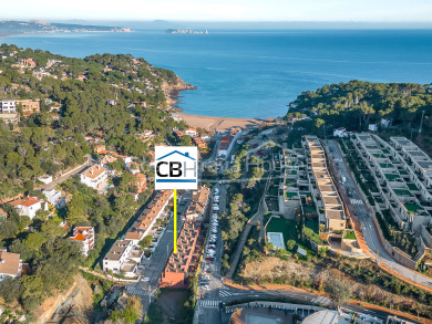 Apartament en venda a Sa Riera, Begur, reformat i a només 300 metres de la platja, amb garatge privat