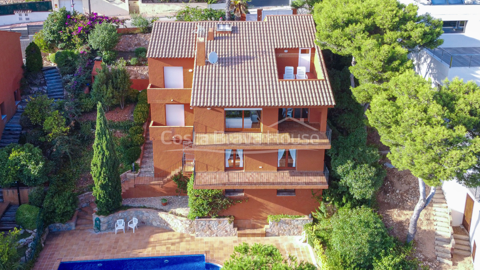 Villa en Tamariu con Piscina y Vistas al Mar