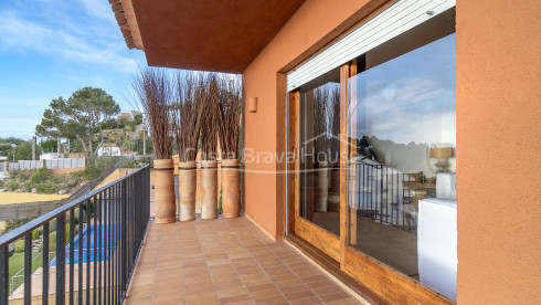 Villa en Tamariu con Piscina y Vistas al Mar