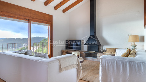 Villa à Tamariu avec Piscine et Vue sur la Mer