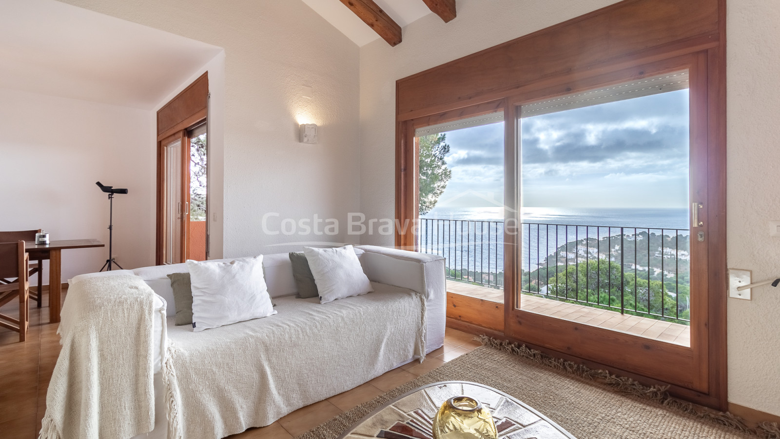 Villa in Tamariu with Pool and Sea Views