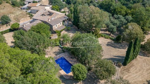 16th-century Renaissance country house for sale in Foixà