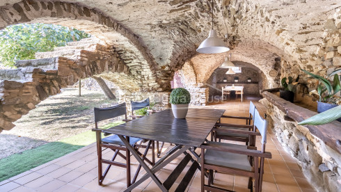 16th-century Renaissance country house for sale in Foixà