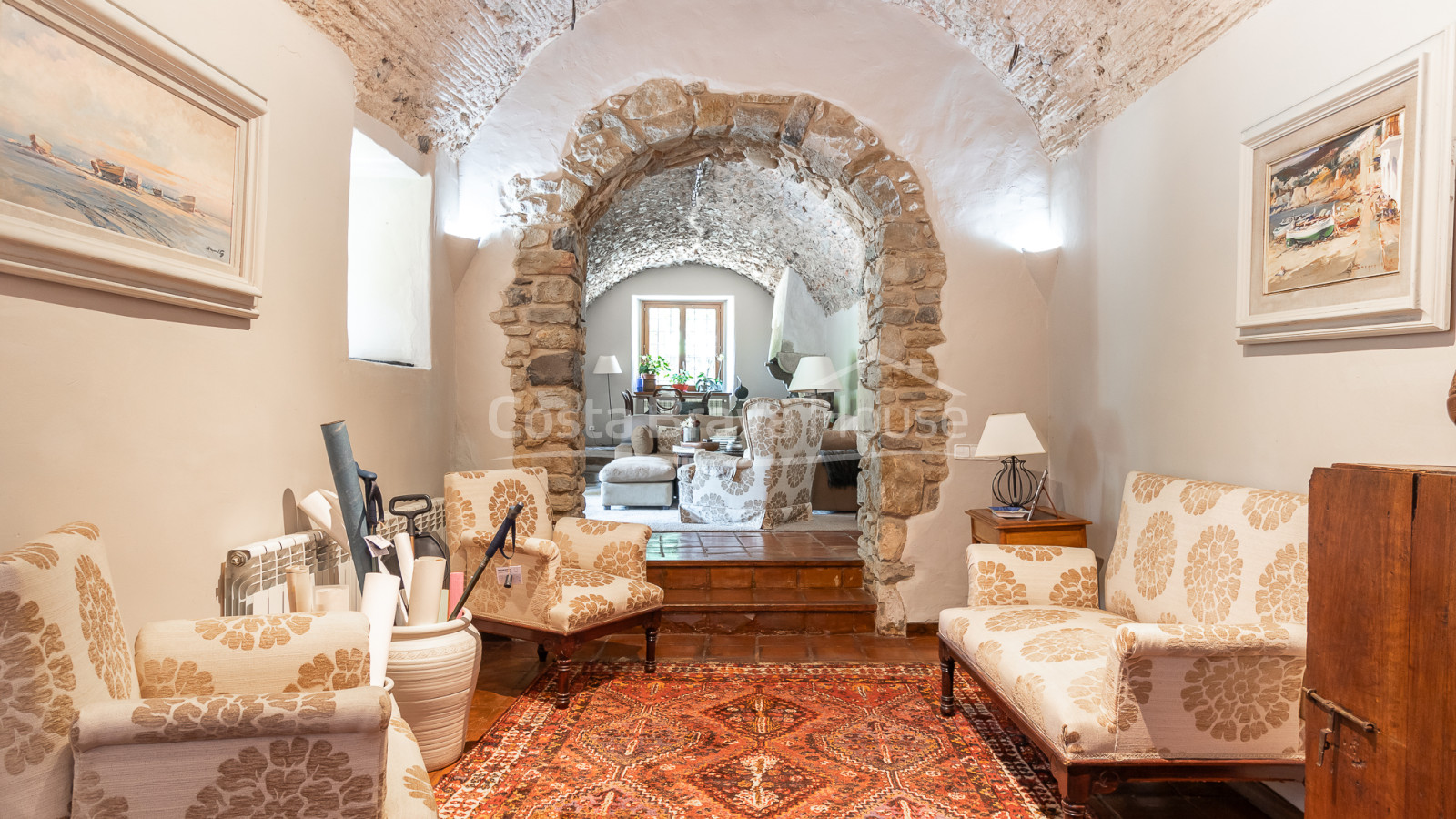 16th-century Renaissance country house for sale in Foixà