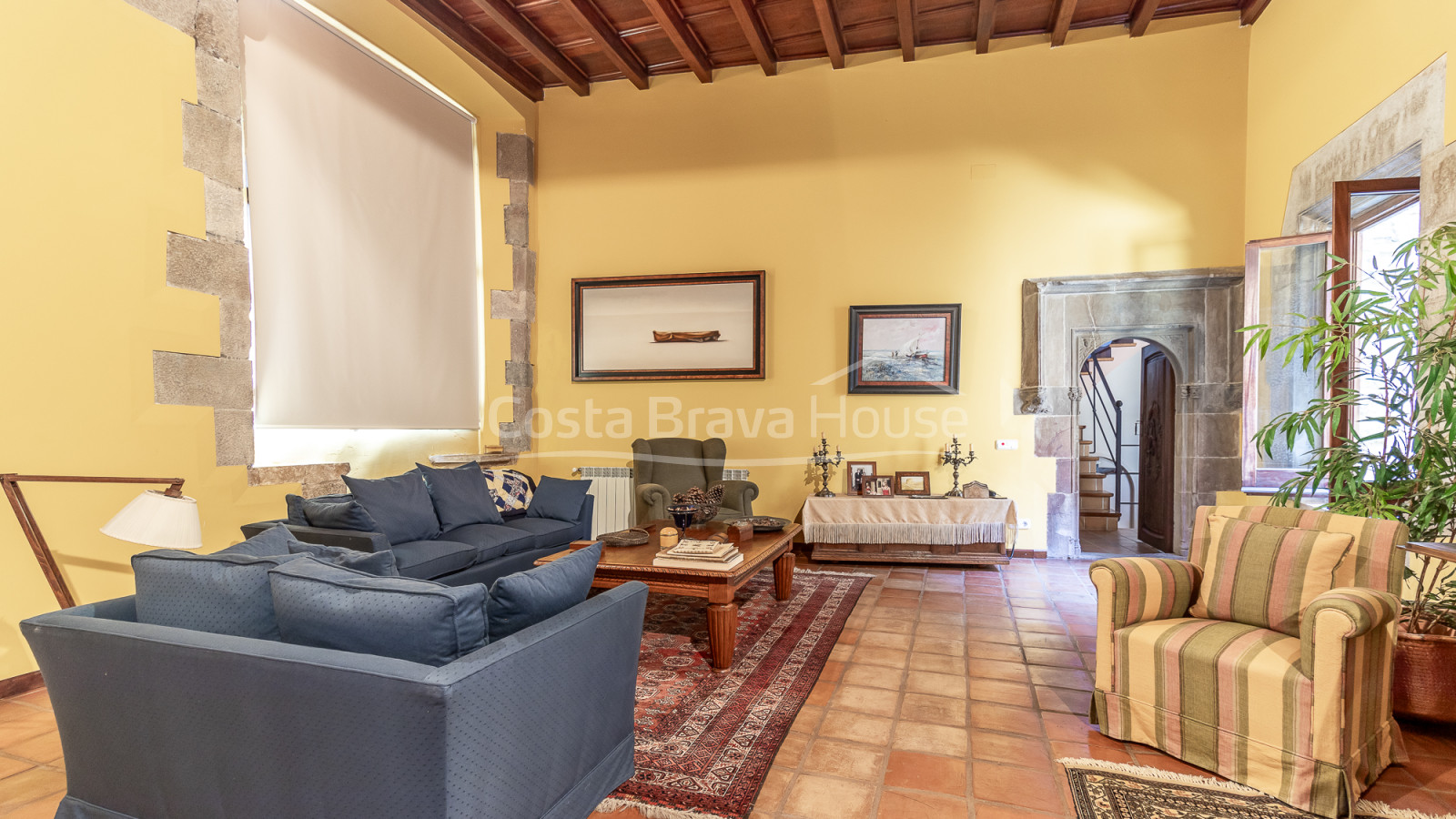 16th-century Renaissance country house for sale in Foixà