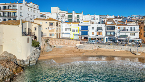 Apartamento en primera línea de mar en Calella de Palafrugell