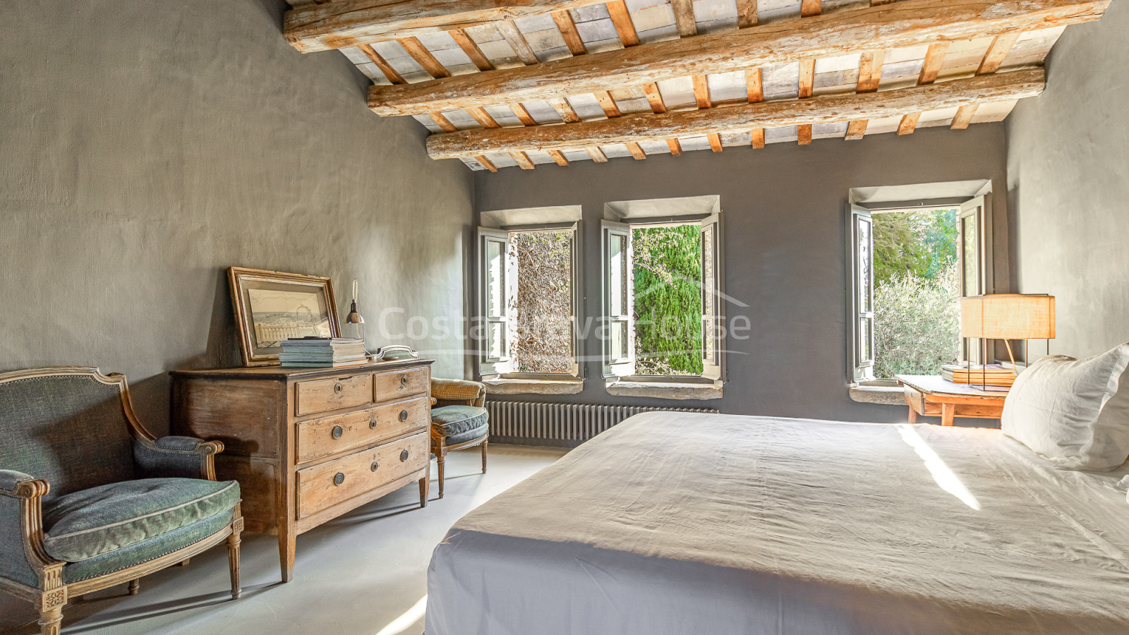 Casa històrica a Begur amb piscina i jardí privat