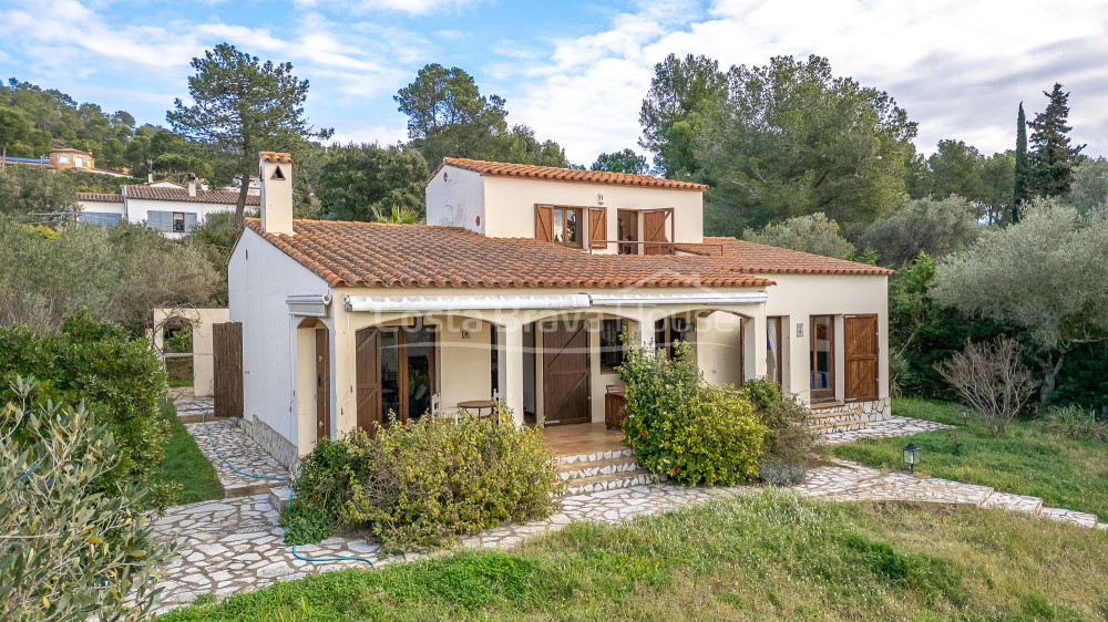 Casa rústica con piscina en Vall-llobrega, Costa Brava