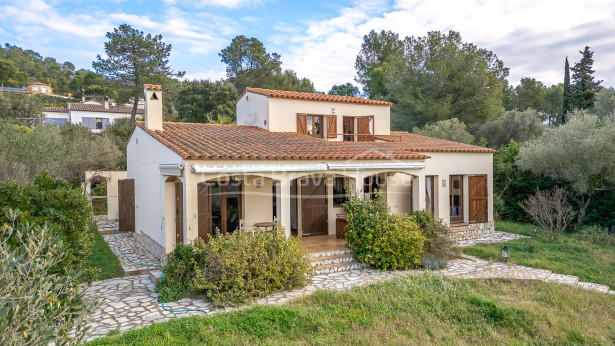 Casa rústica amb piscina a Vall-llobrega, Costa Brava