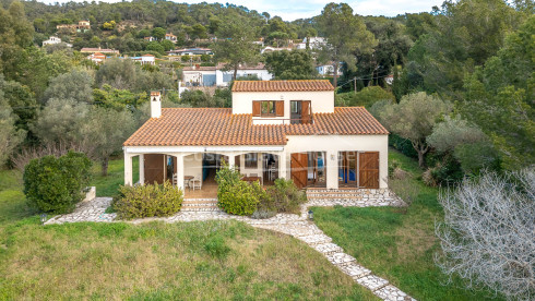 Casa rústica con piscina en Vall-llobrega, Costa Brava