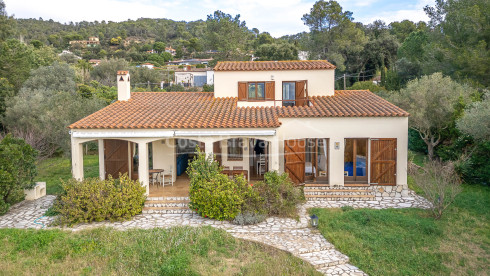 Casa rústica con piscina en Vall-llobrega, Costa Brava