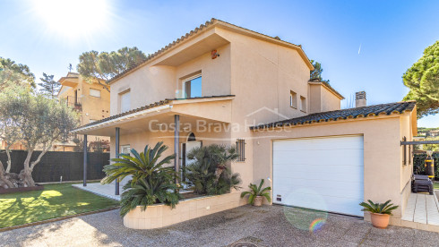 Casa amb piscina a Calella de Palafrugell, Costa Brava