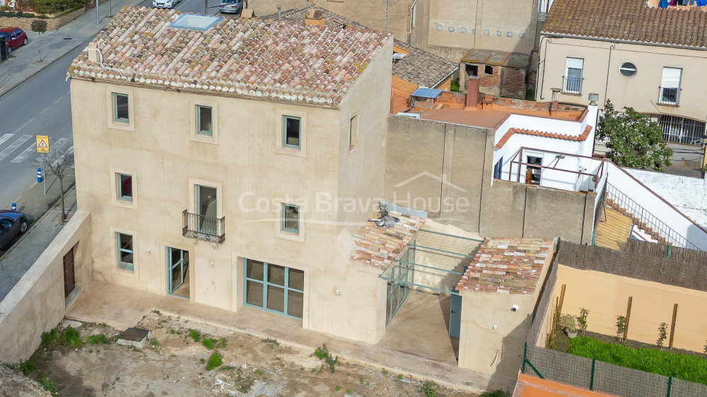 Casa de pueblo en Palafrugell con piscina y jardín