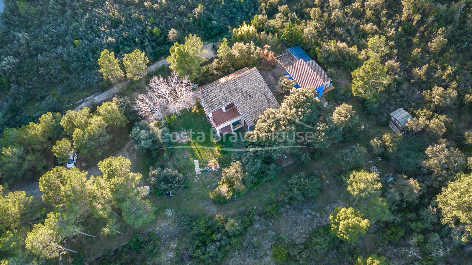 Casa rústica-mediterránea en Foixà Baix Empordà con terreno y vistas