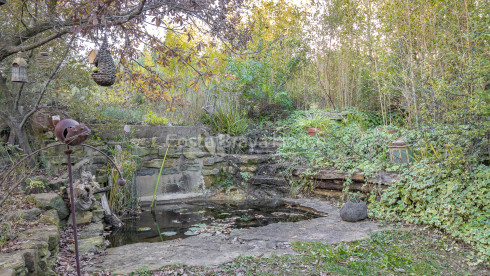 Rustic-Mediterranean house in Foixà Baix Empordà with land and views