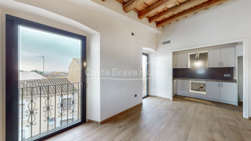 Piso reformado en venta en Palafrugell centro