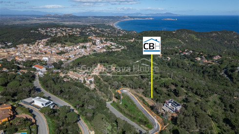 Parcela edificable en venta en Begur, Costa Brava